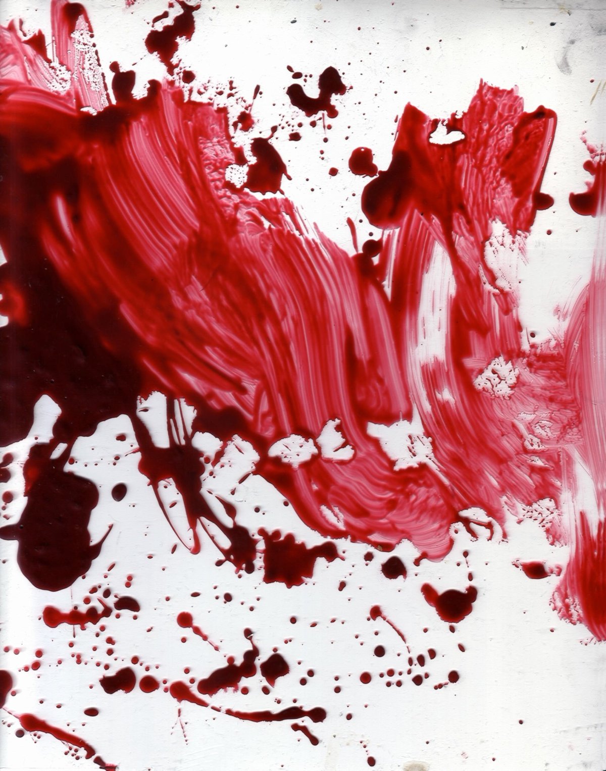 Красный мазок кистью