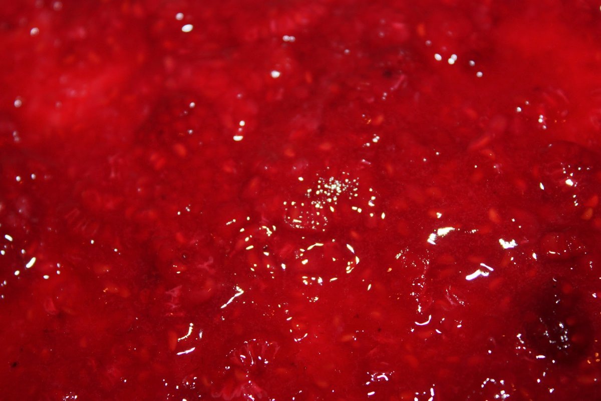 Мазок кисти бордовый