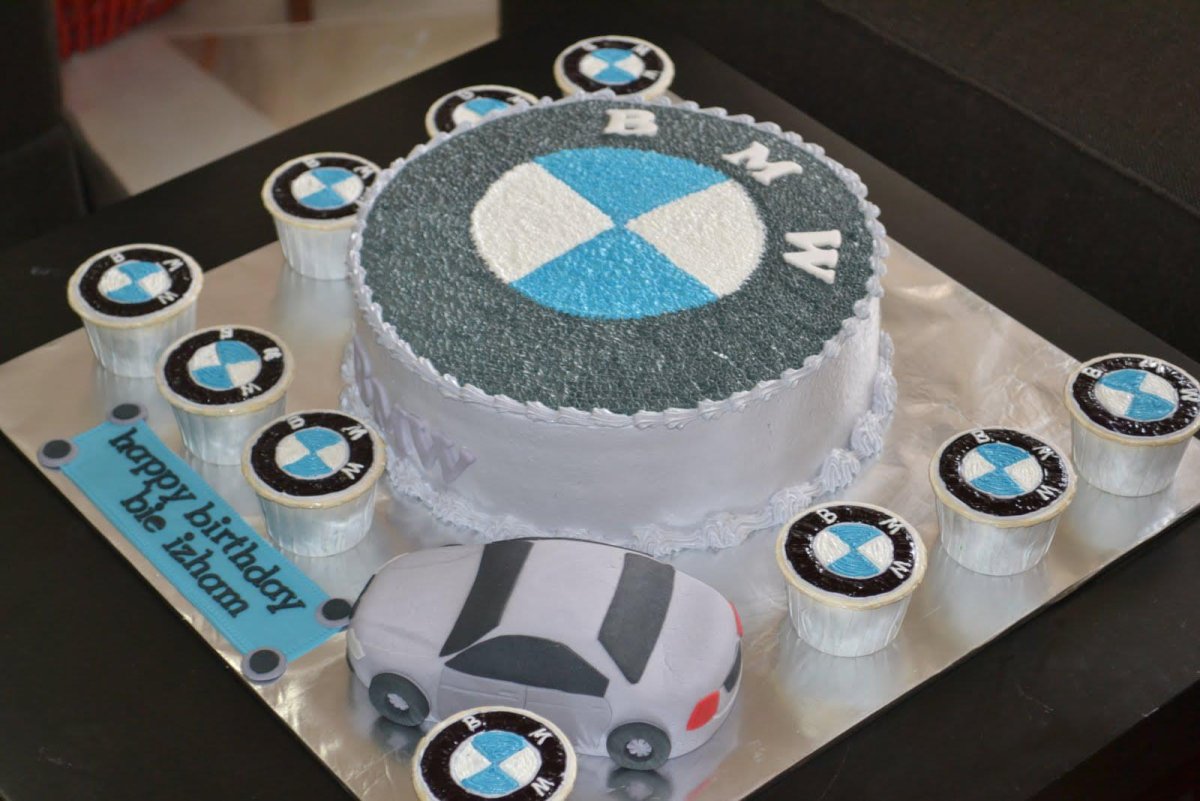 Торт БМВ е39