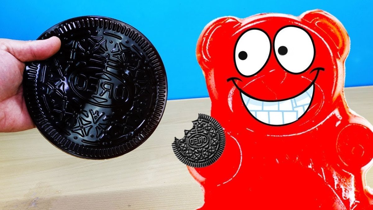 Мишка Валера Познаватель