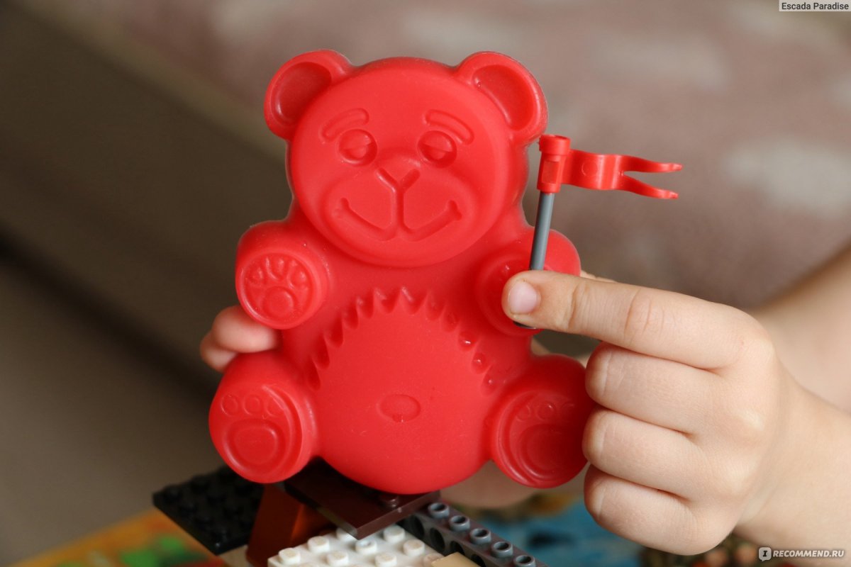 Медведь Валерка раскраска