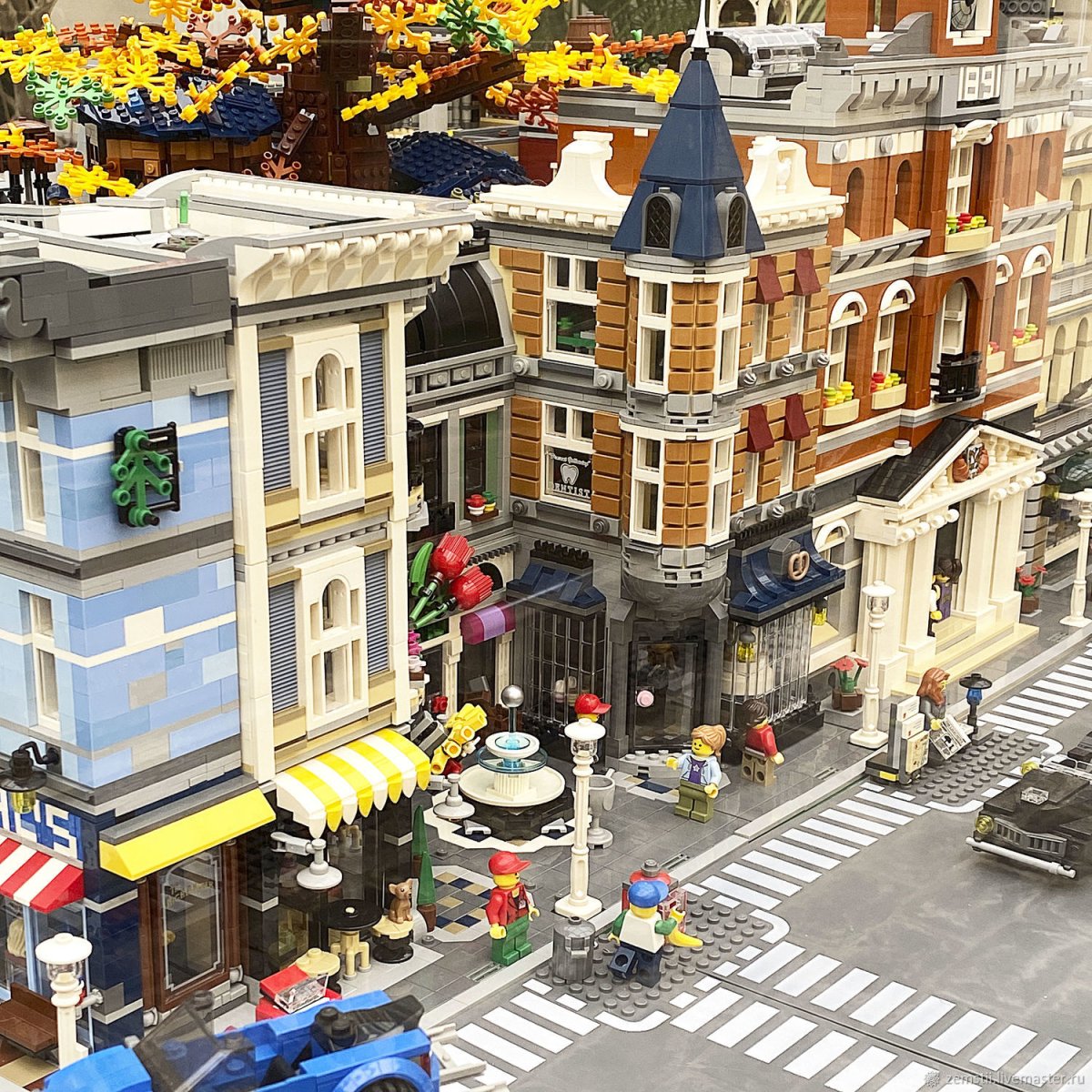 Лего целый город