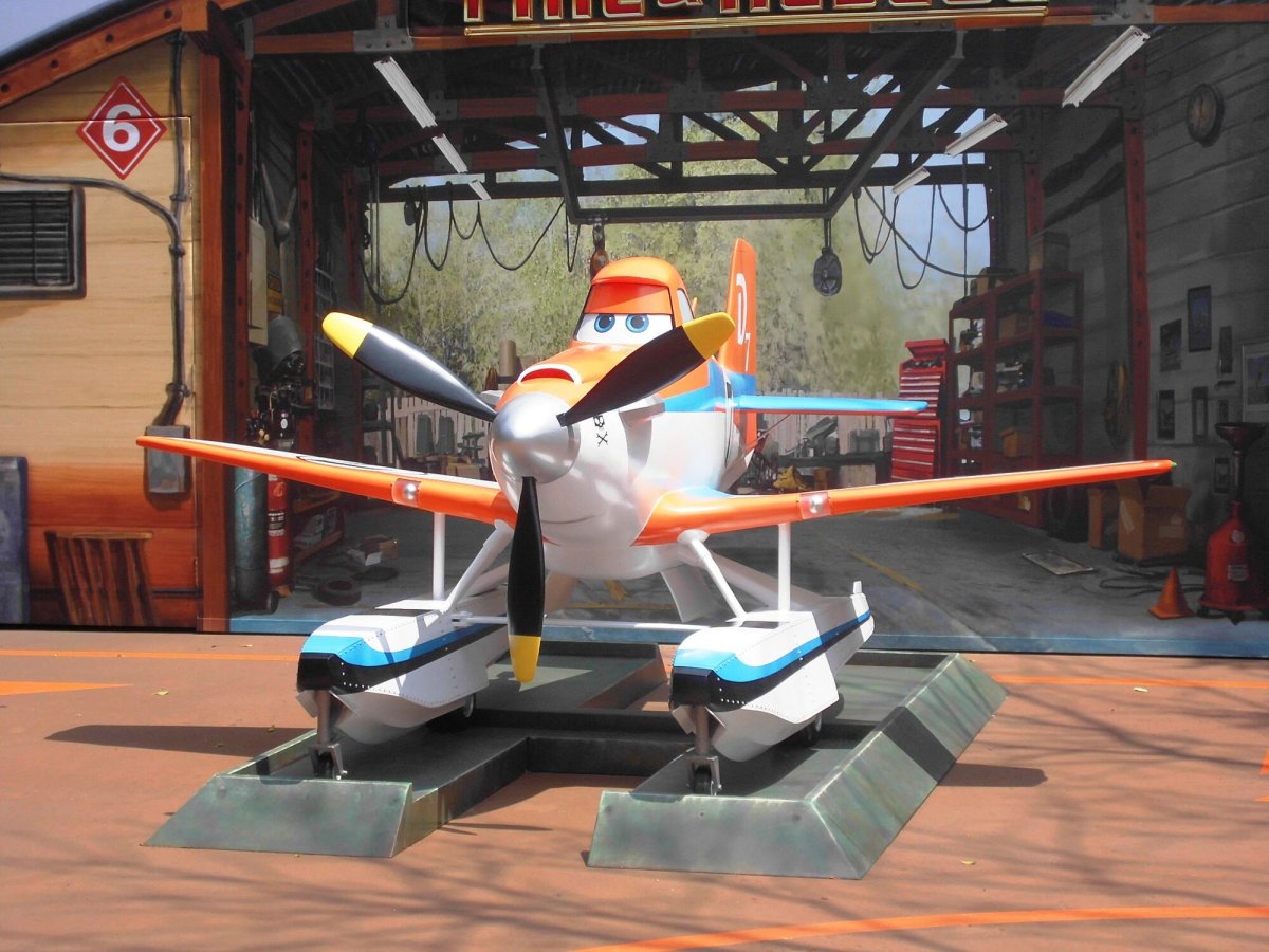 Молния Маккуин и Дасти Полейполе