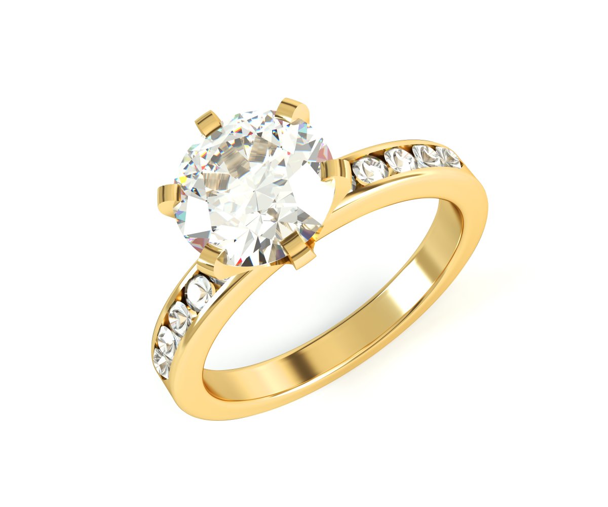 Золотое кольцо с бриллиантом на прозрачном фоне