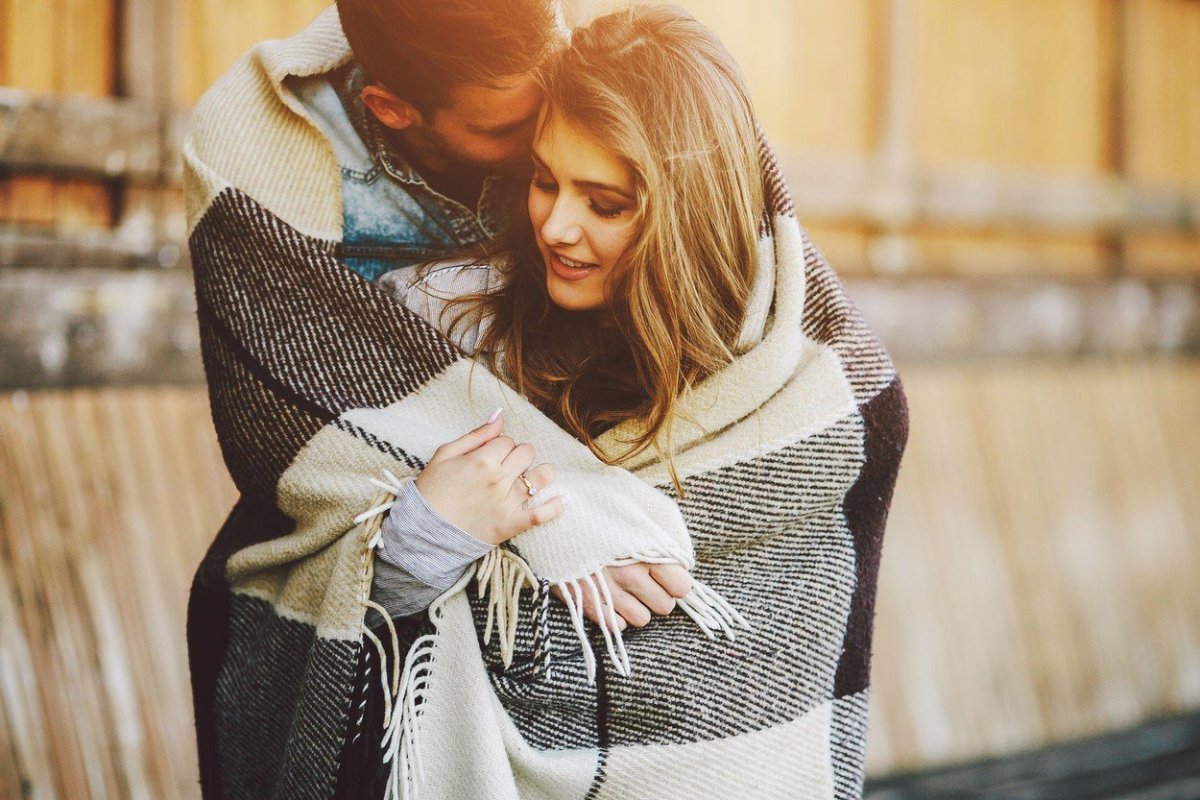 Уютные объятия