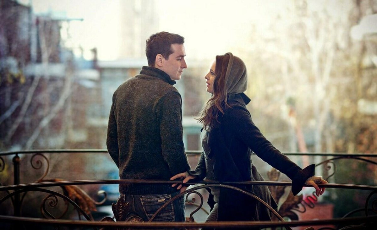 Встреча парня и девушки