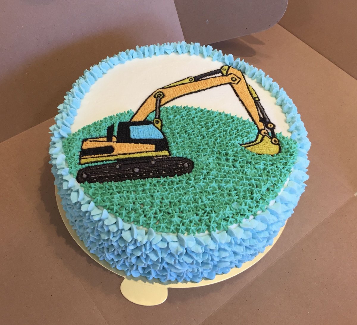 Торт с экскаватором для мальчика
