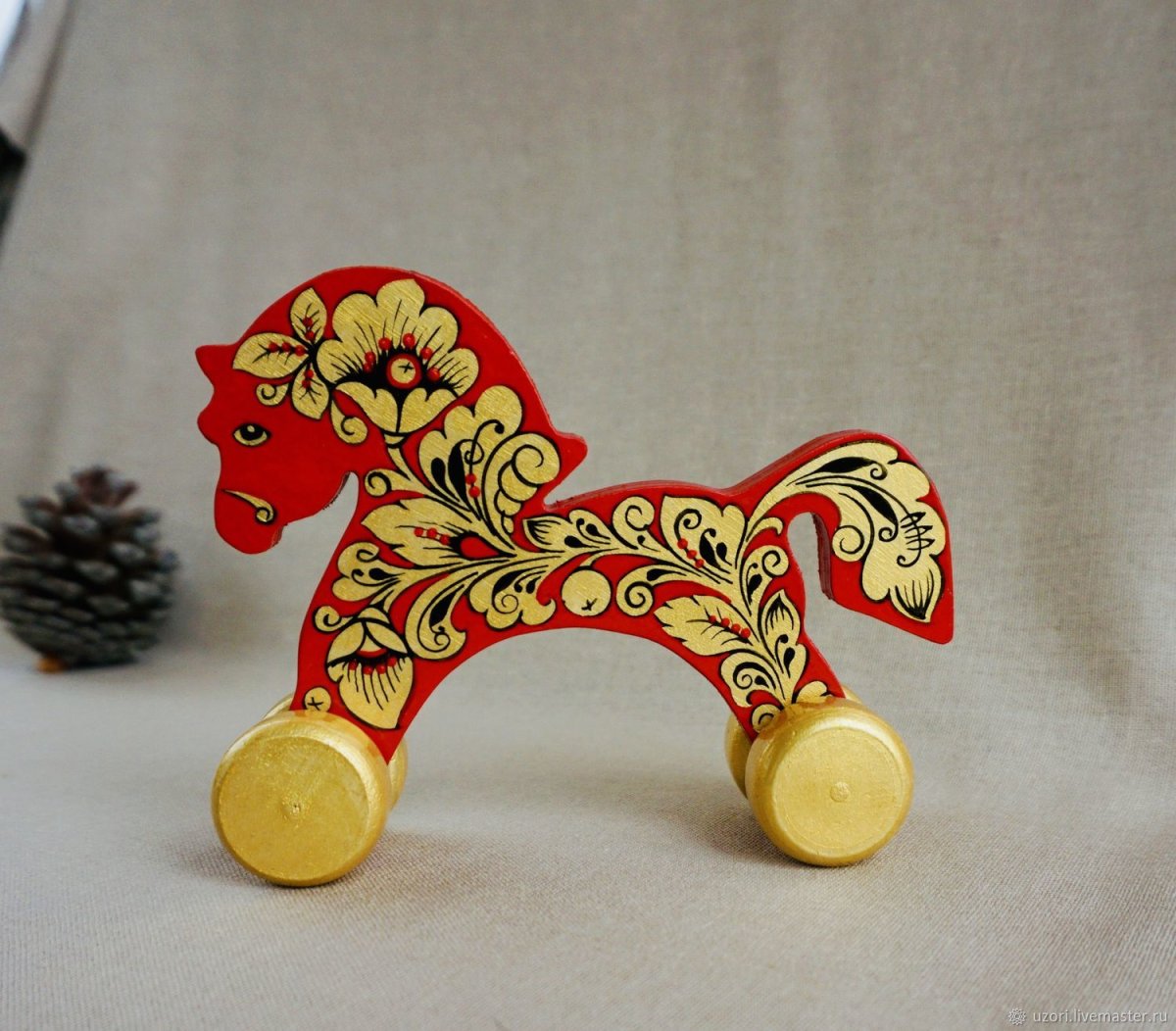 Народная игрушка Хохломская лошадка