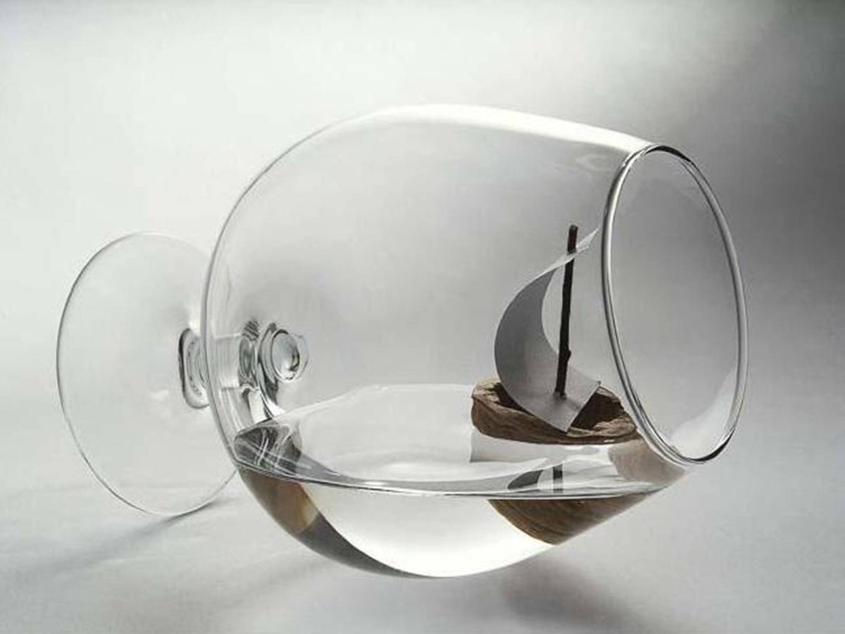 Красивые стеклянные предметы