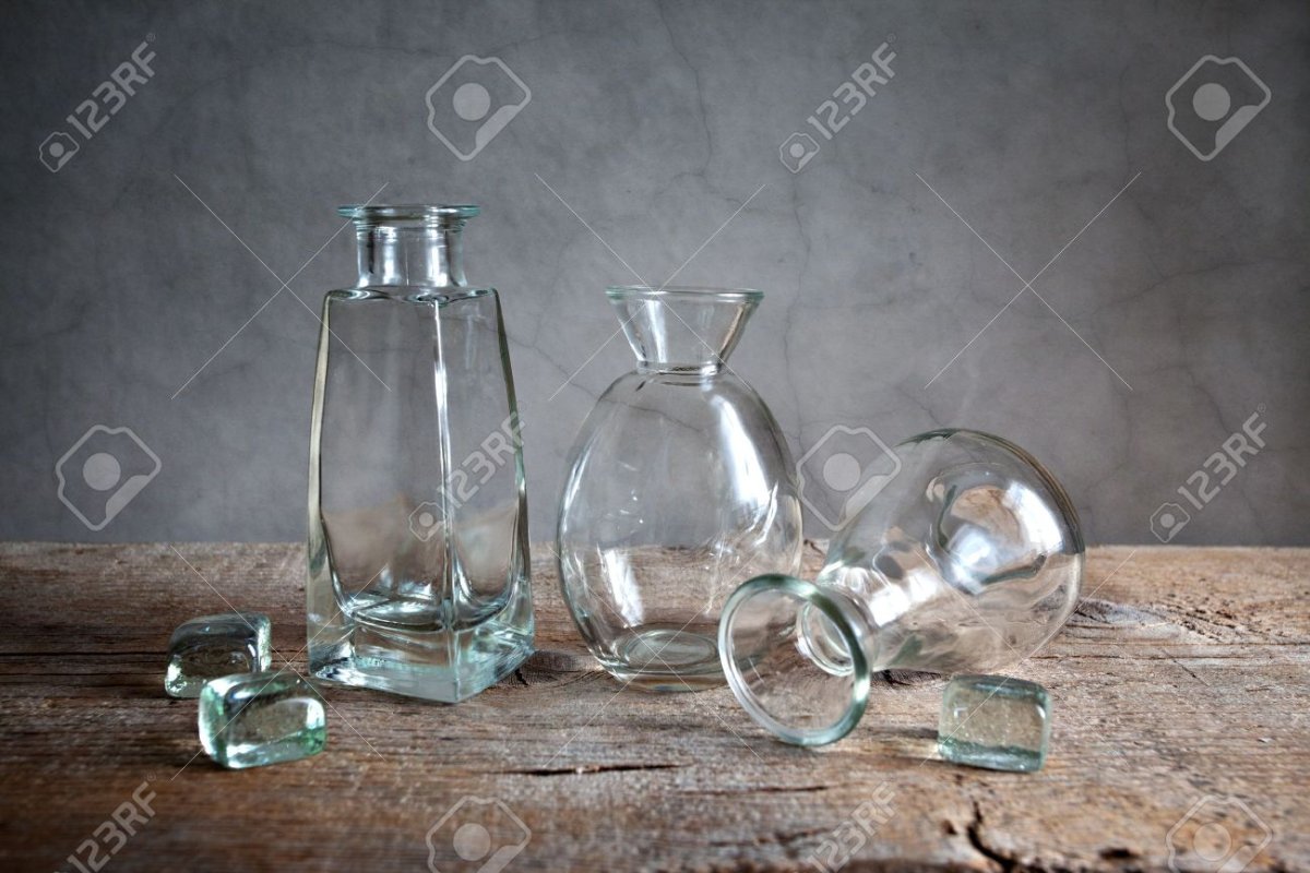 Стеклянная бутылка постановка