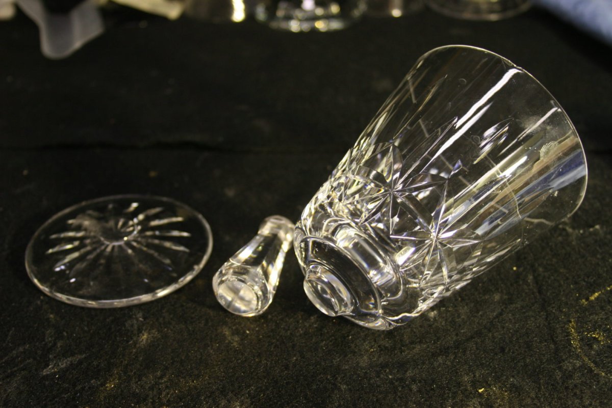 Разбитый хрусталь