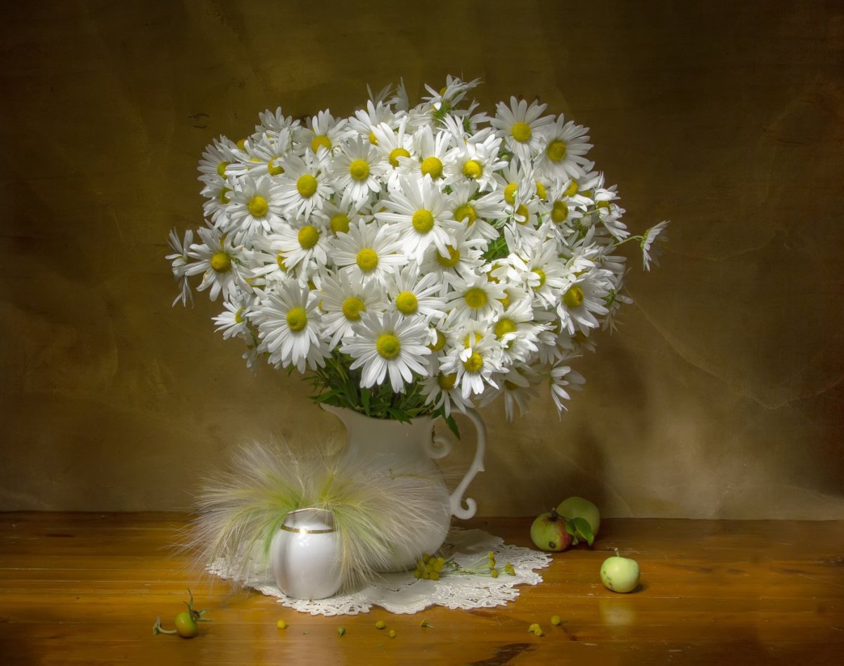 Полевые цветы в вазе