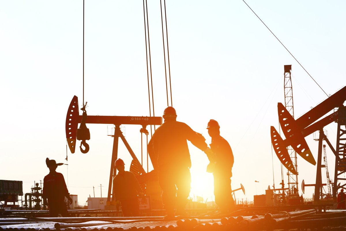 Баннер нефтяники