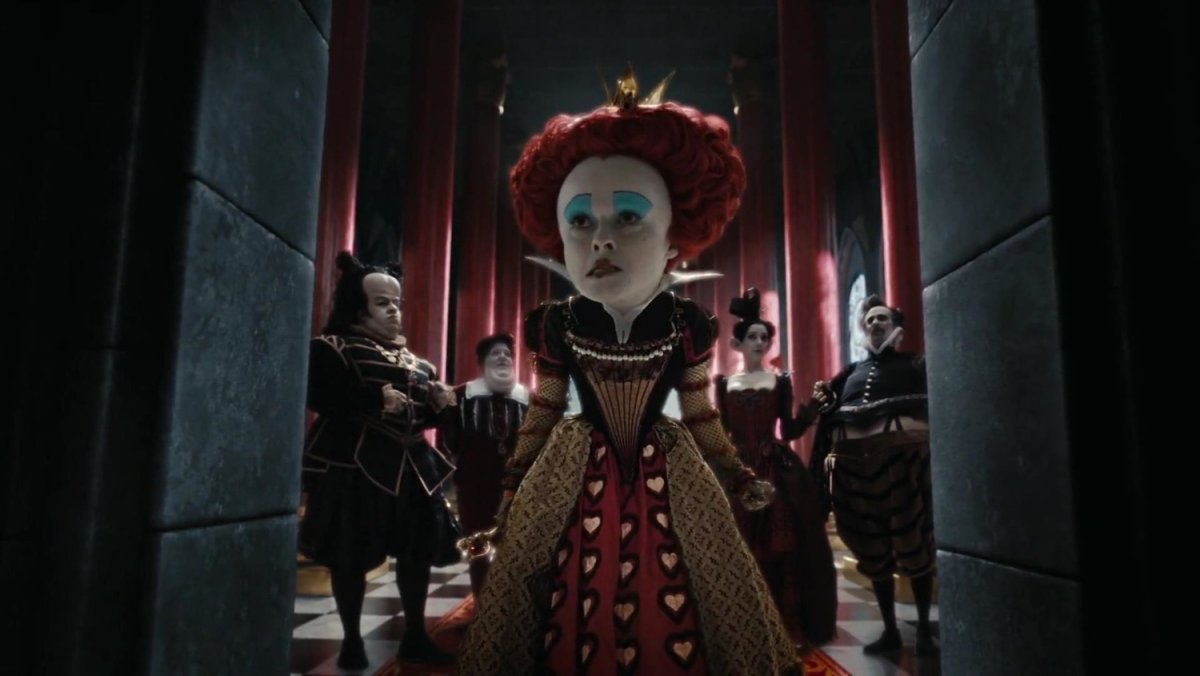 Хелена Бонем Картер Алиса в Зазеркалье