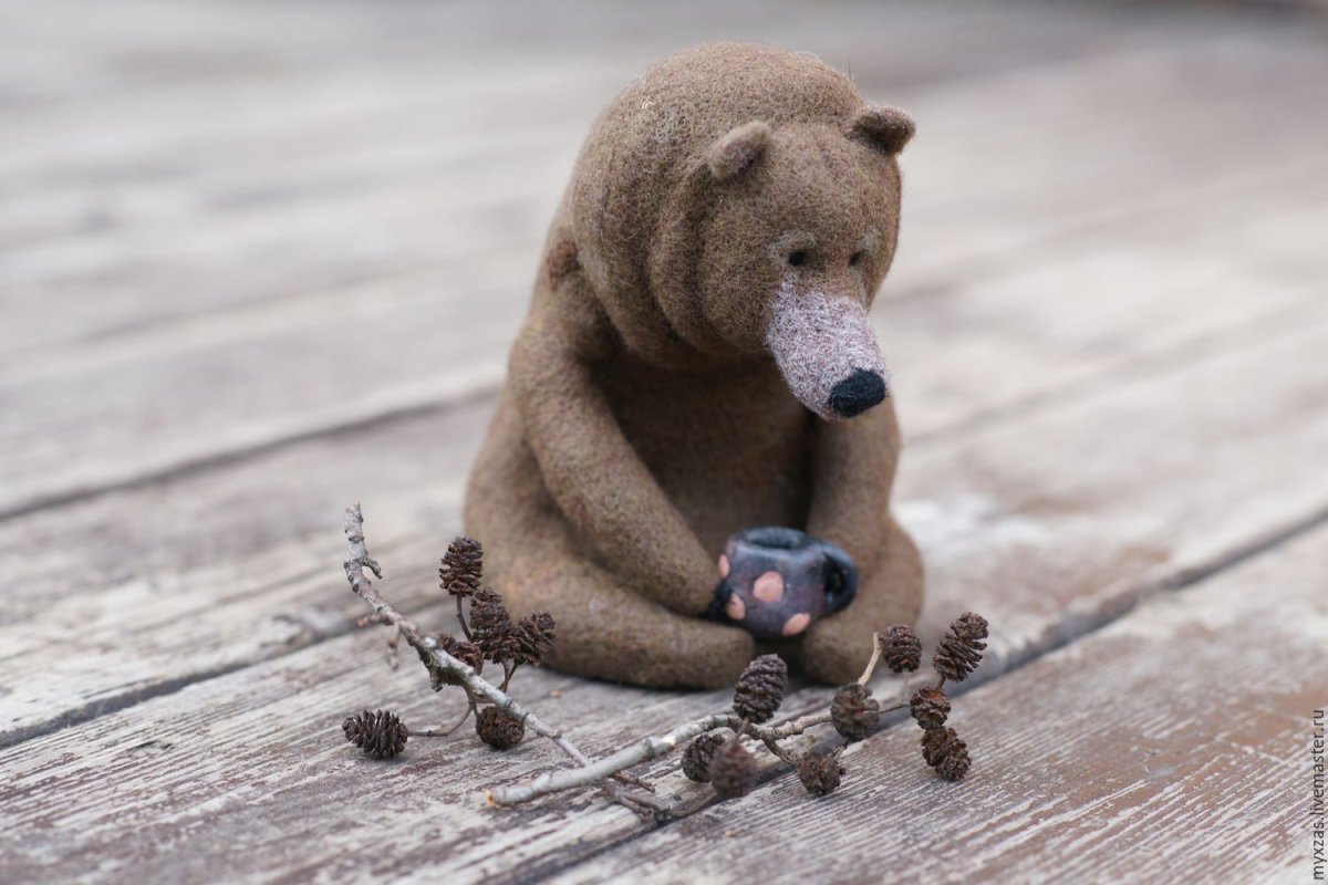 Грустный медведь