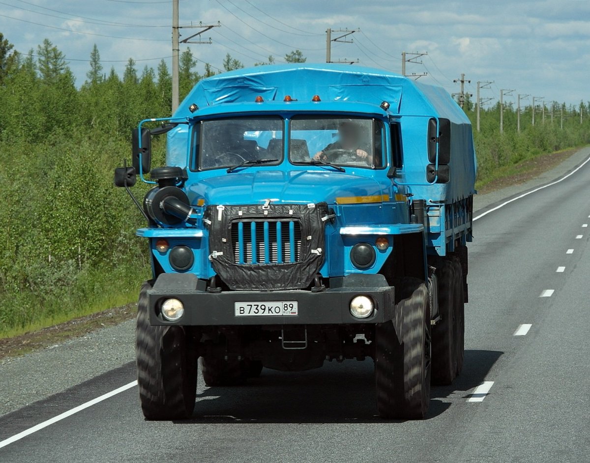 Автомобиль Урал Урал 4320