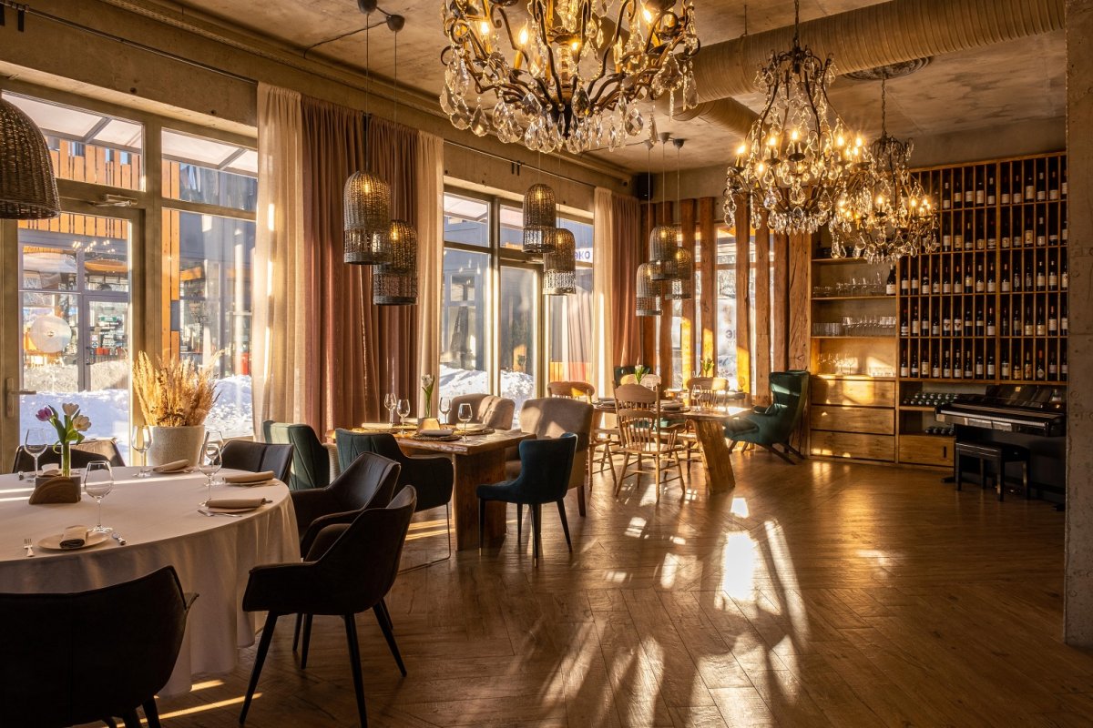 Джон Джоли большая Дмитровка 23