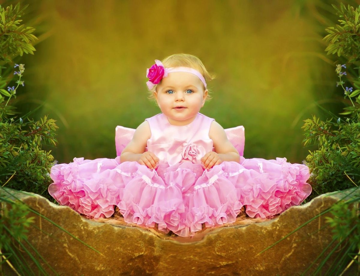 Девочка малышка