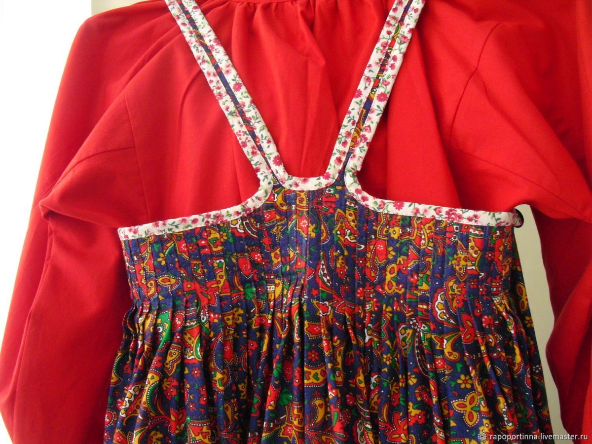 Русский сарафан для женщины