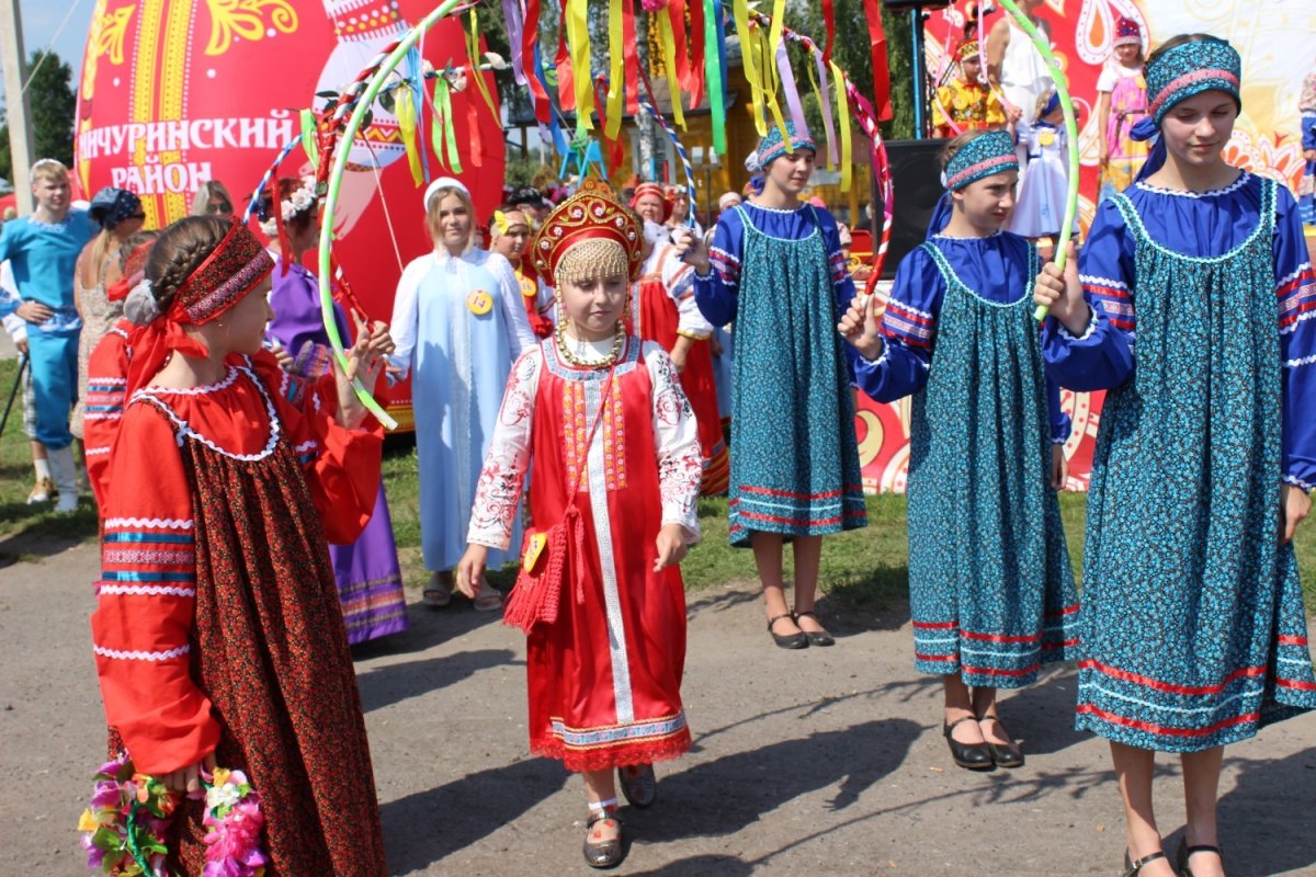 Фольклорный сарафан