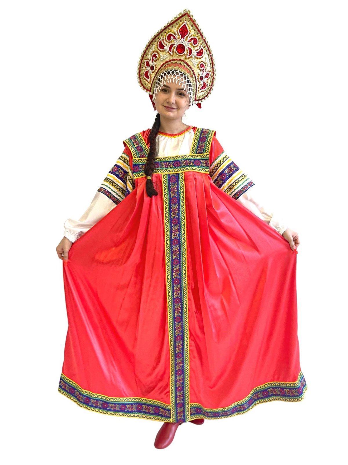 Рубаха, сарафан, головной убор.