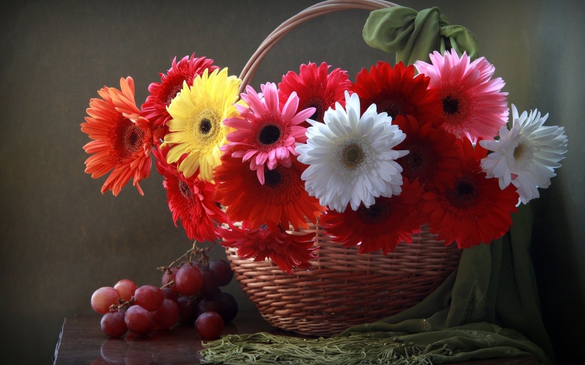 Букет гербер в вазе