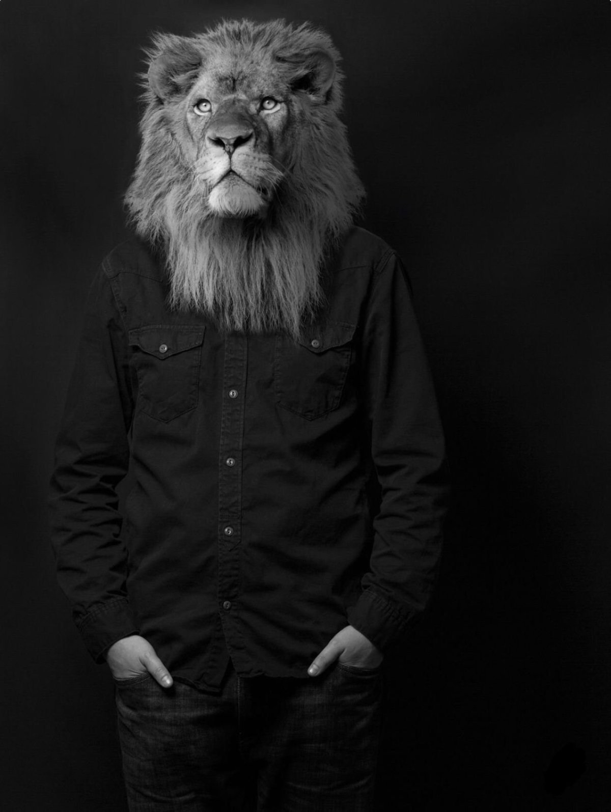 Человек с головой Льва