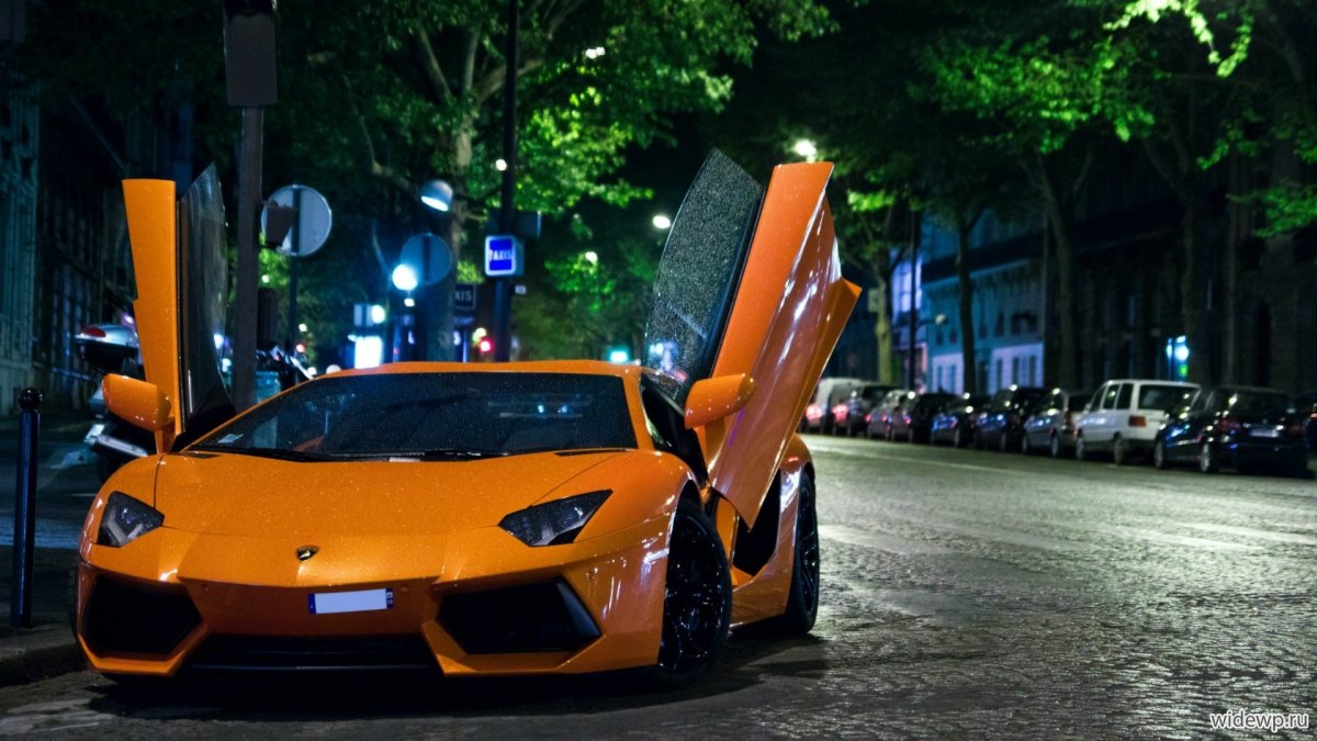 Ламборгини IP 700