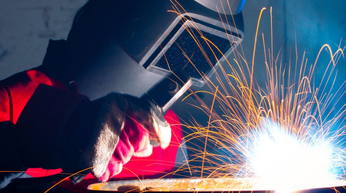 Сварщик (электросварочные и газосварочные работы)