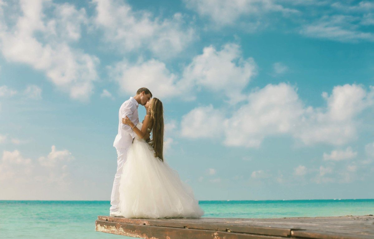 Большеохтинский мост свадьба