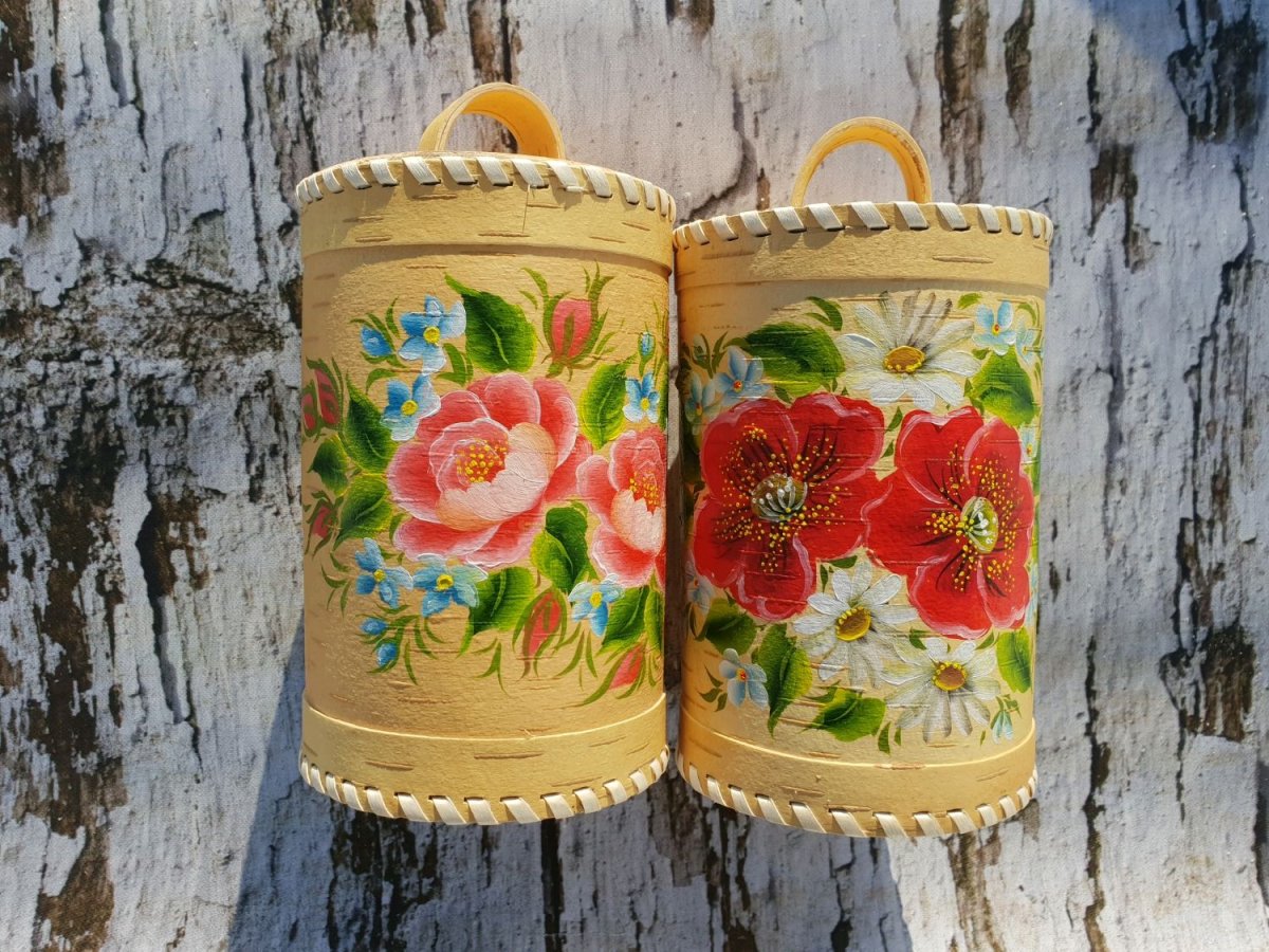 Жостовский поднос маки