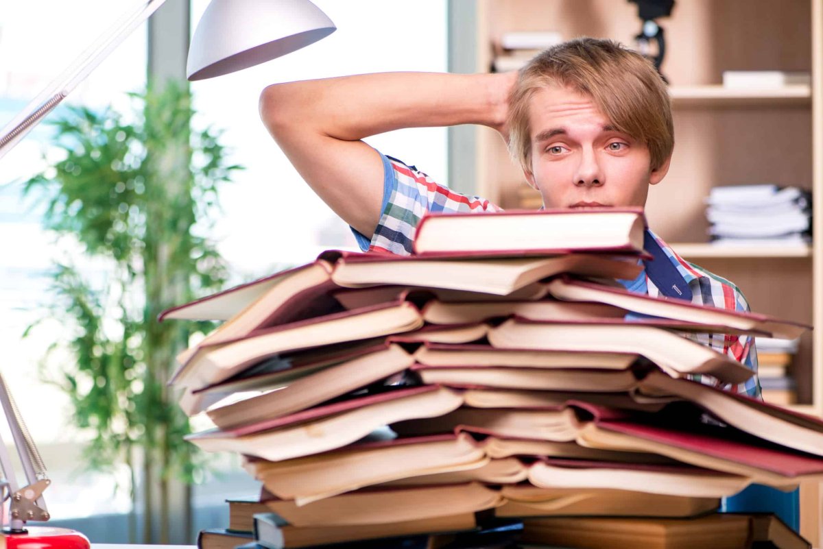 Студент готовится к экзамену