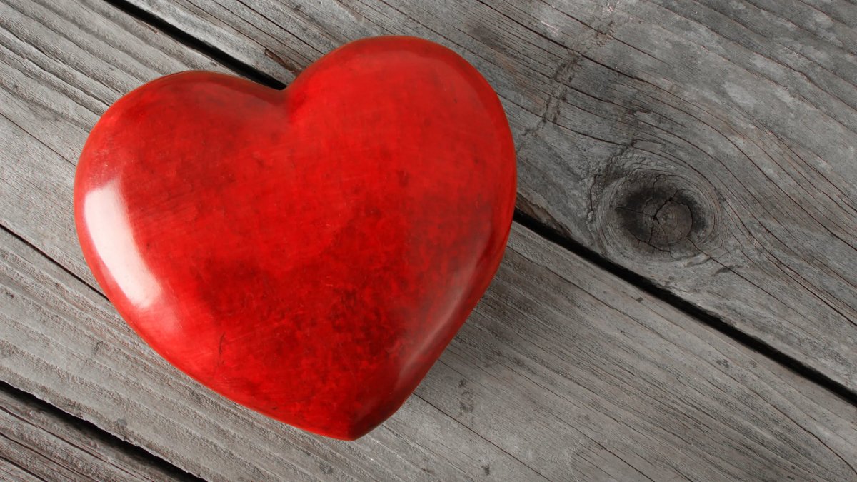 Красивое красное сердце