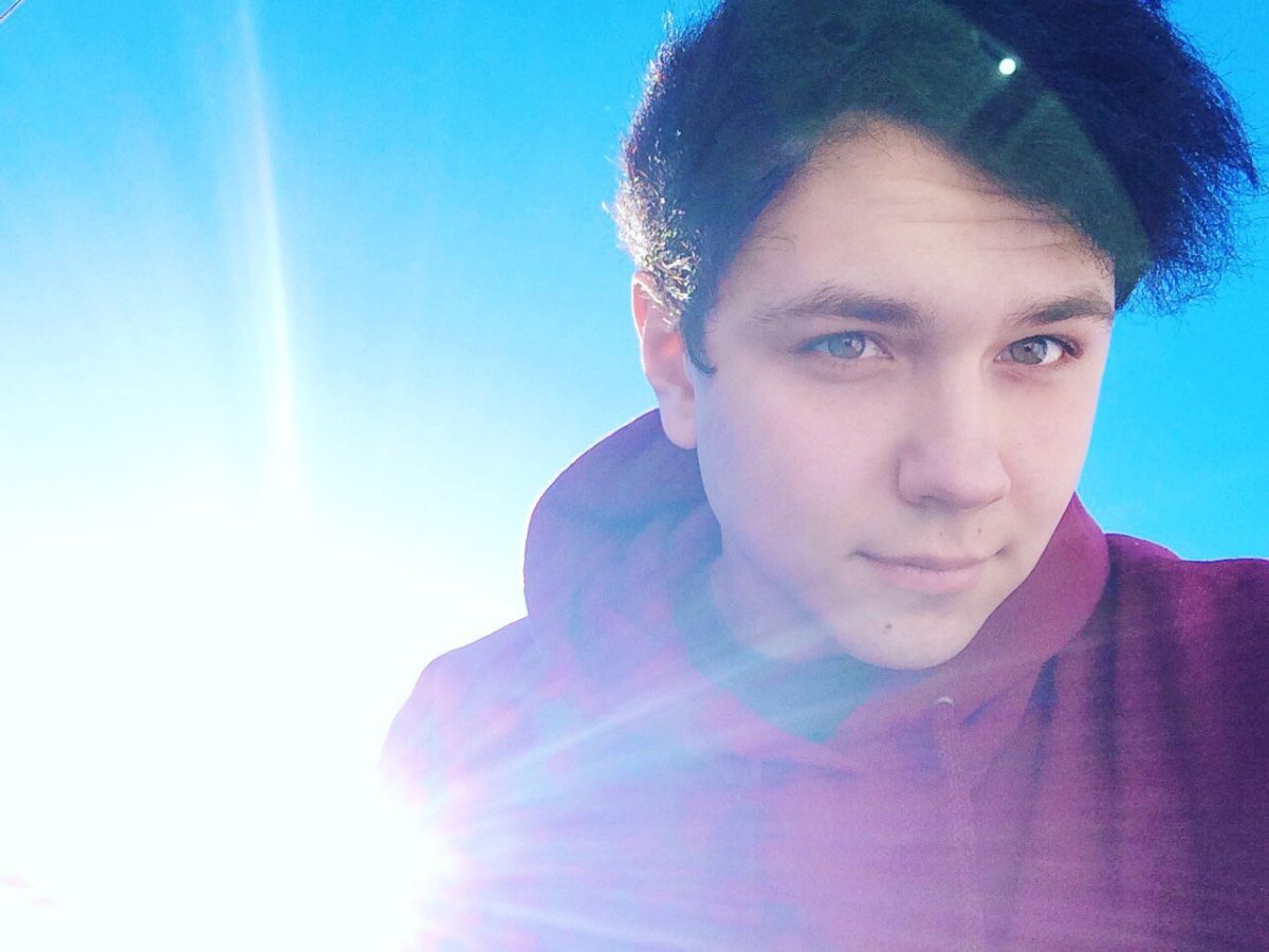 Антон Миллс Миллс Кел