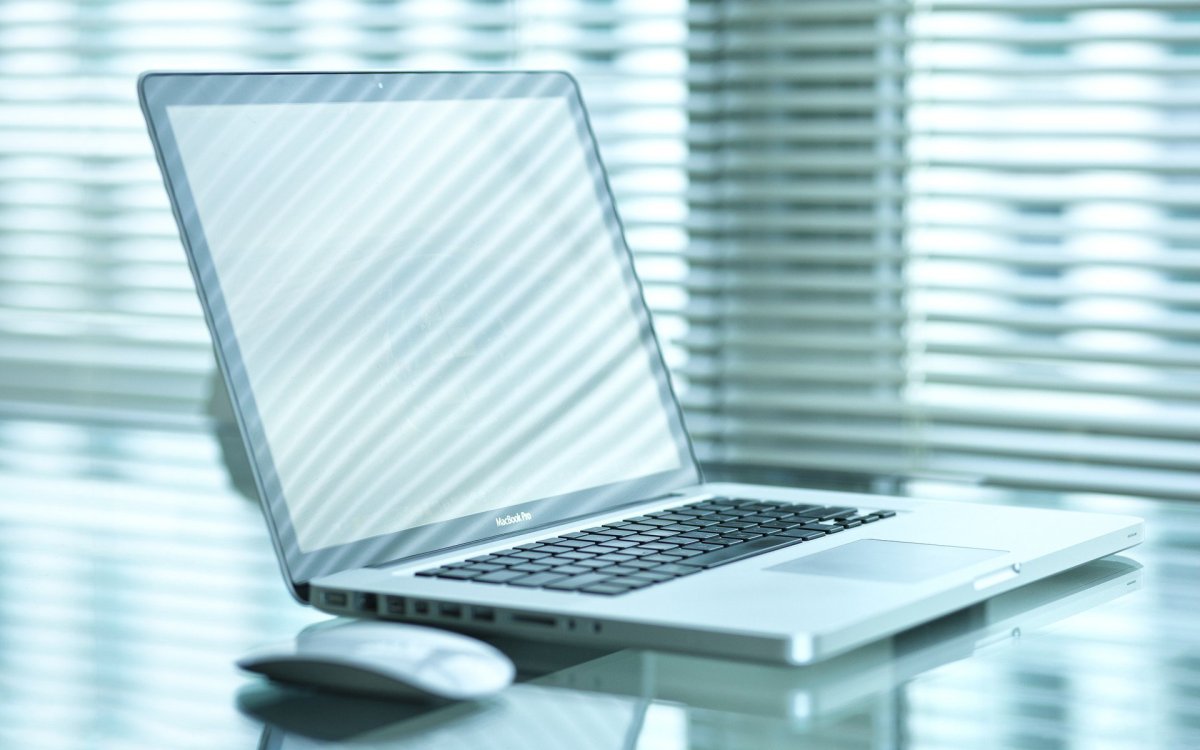 Стол для компьютера