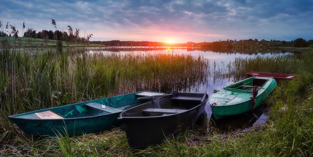 Деревня речка лодка