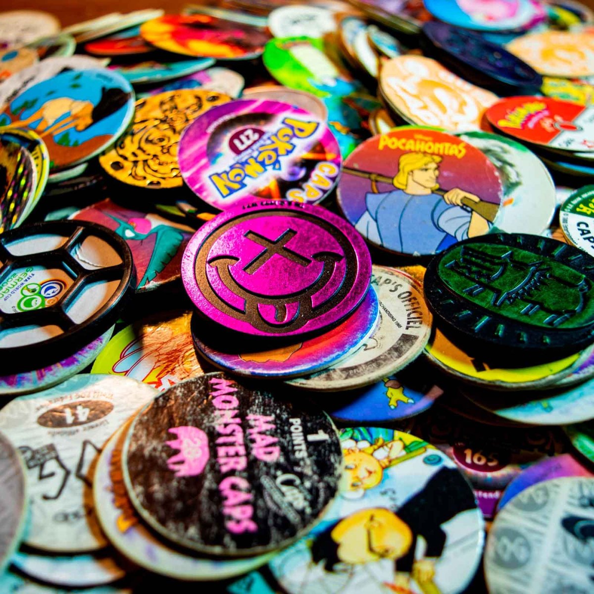 Кепсы фишки 2000