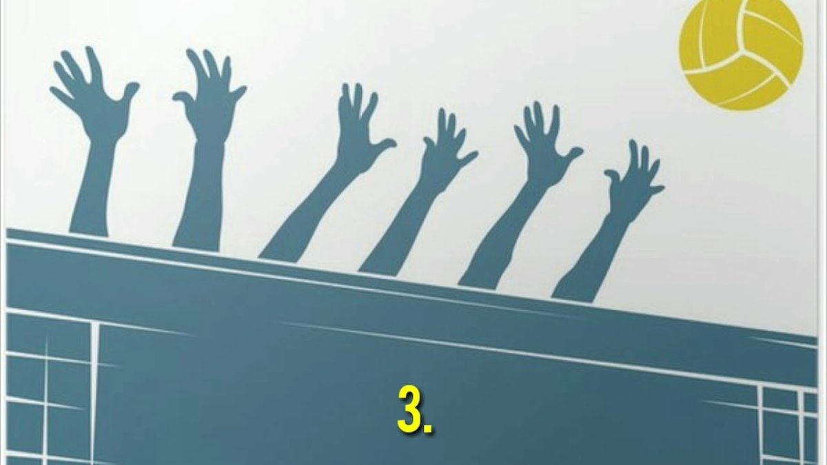 Волейбольный мяч в полете