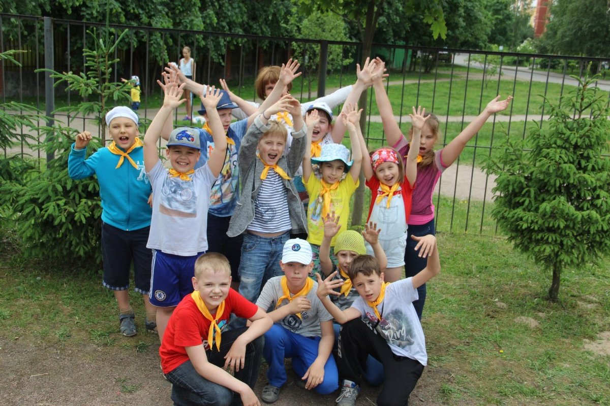 Детский школьный лагерь