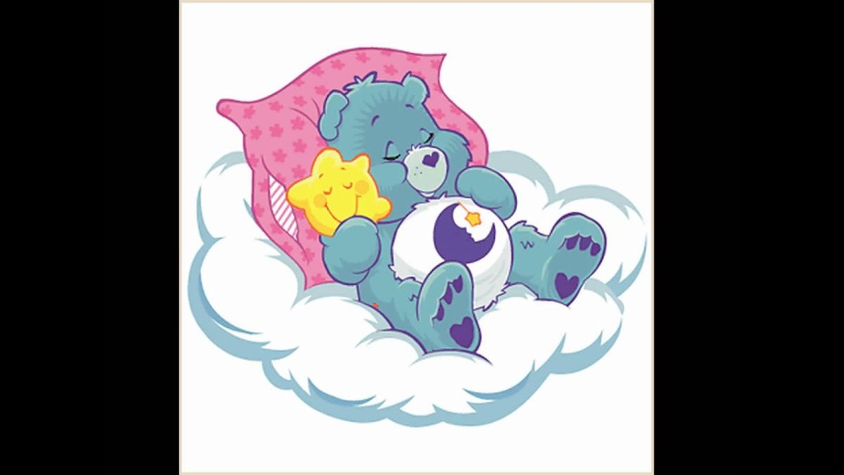 Мишка спит на облаке