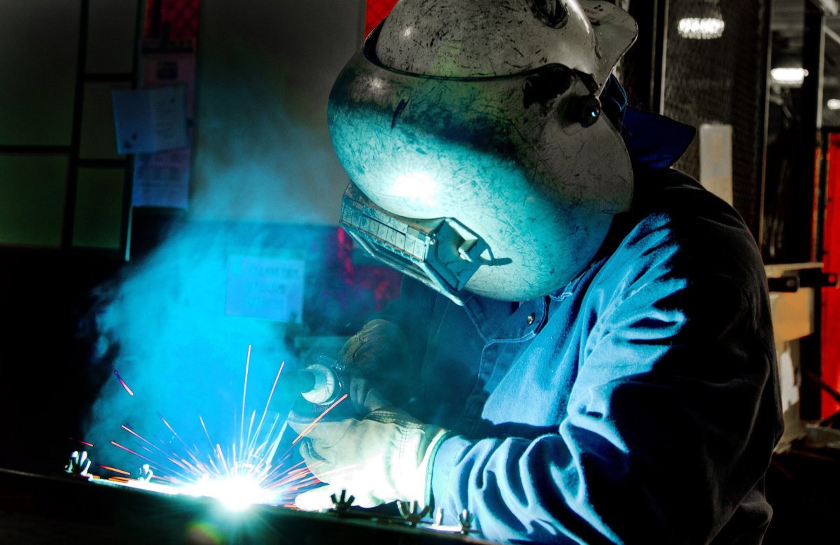 Сварщик карикатура