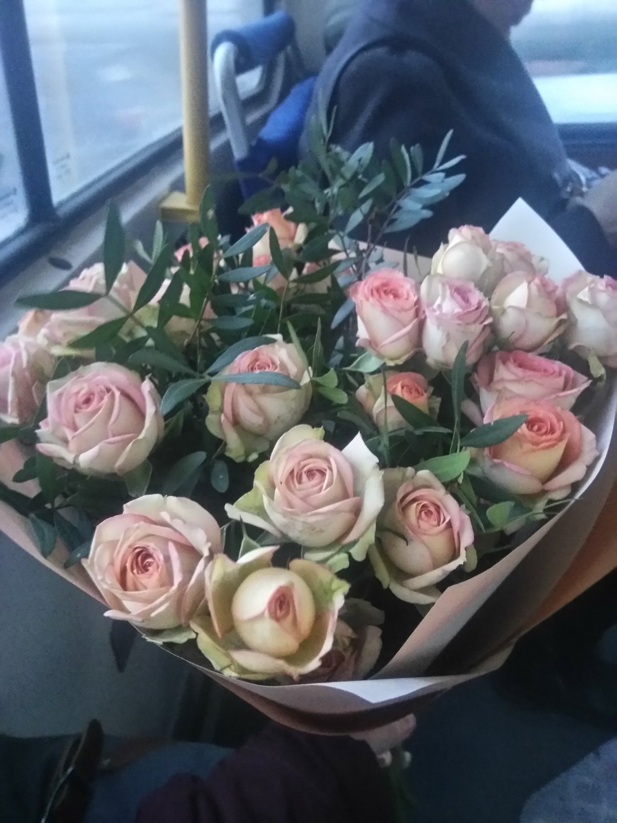 Подарили цветы