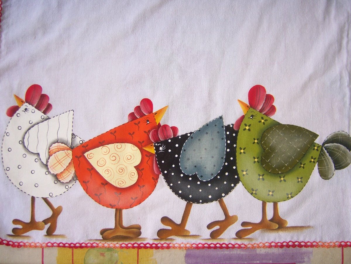 Курица из картона