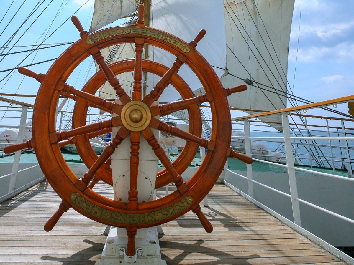 Штурвал на шхуне