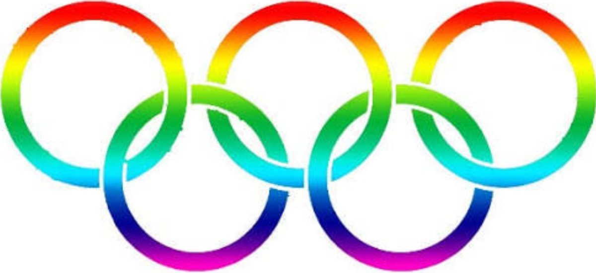 Олимпийские кольца и Олимпийский огонь