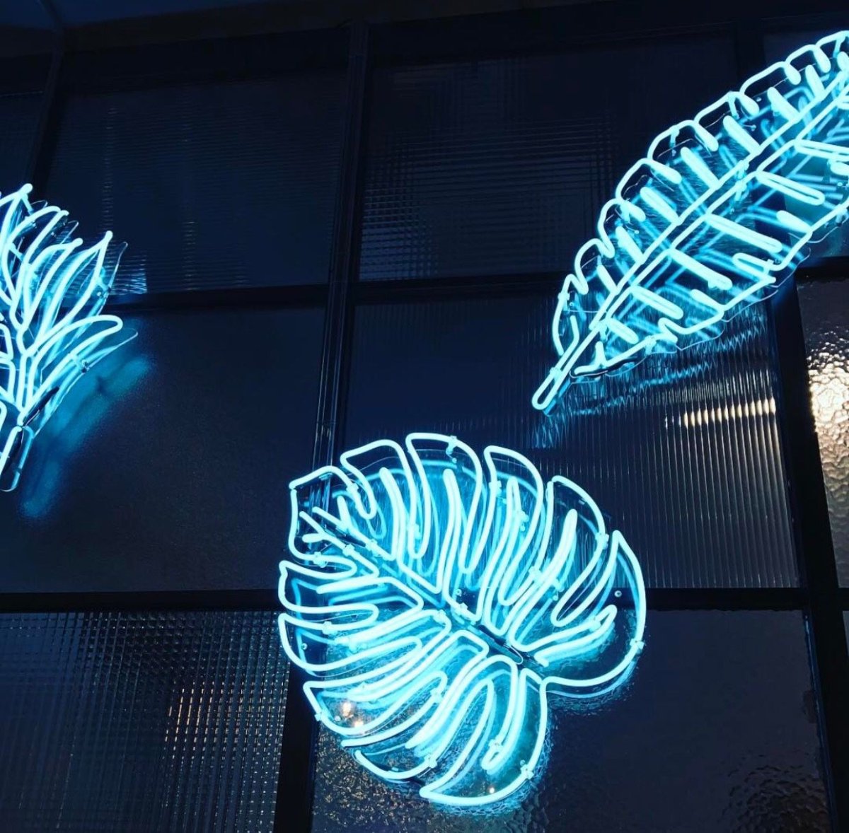 Голубой неон Эстетика