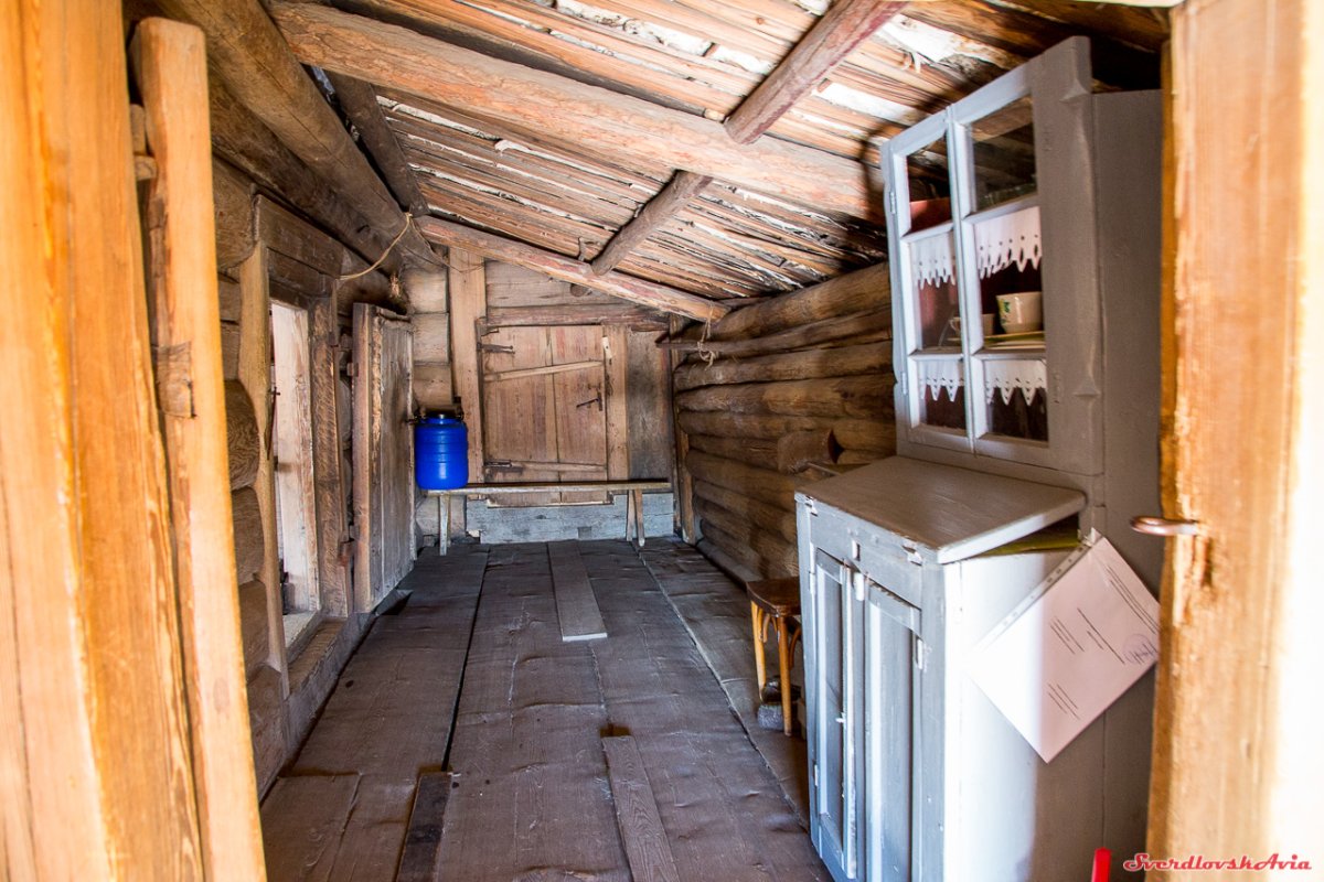 Сени в деревенском доме