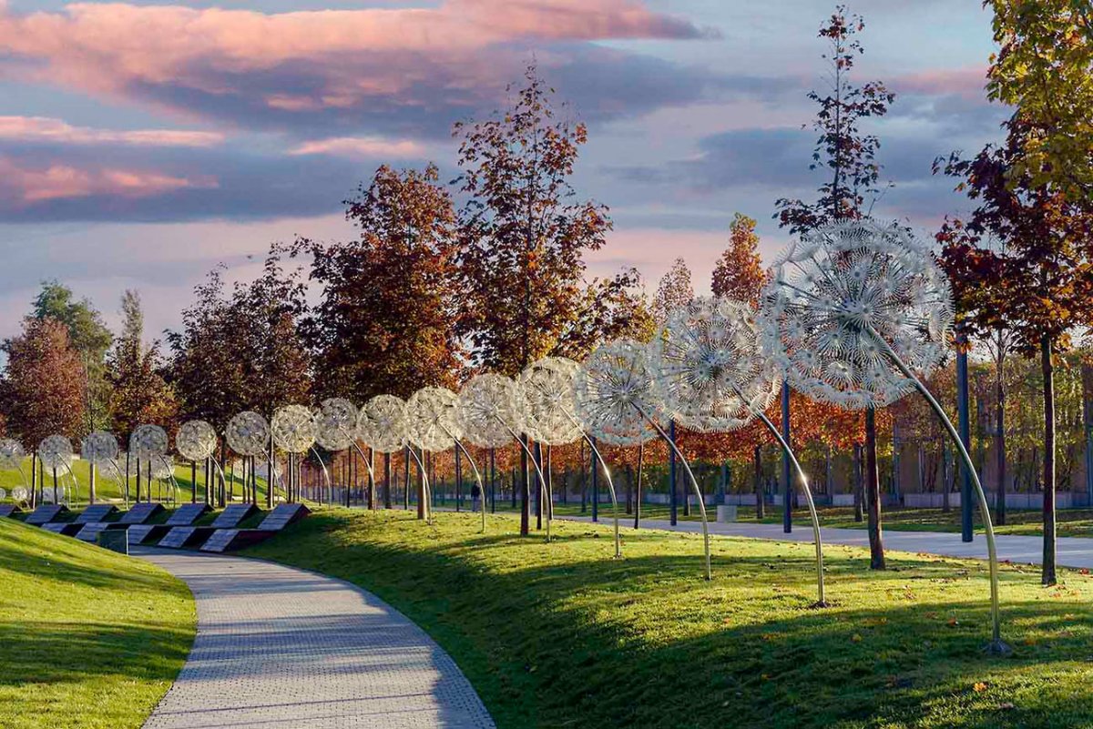 Многофигурная сюжетная композиция