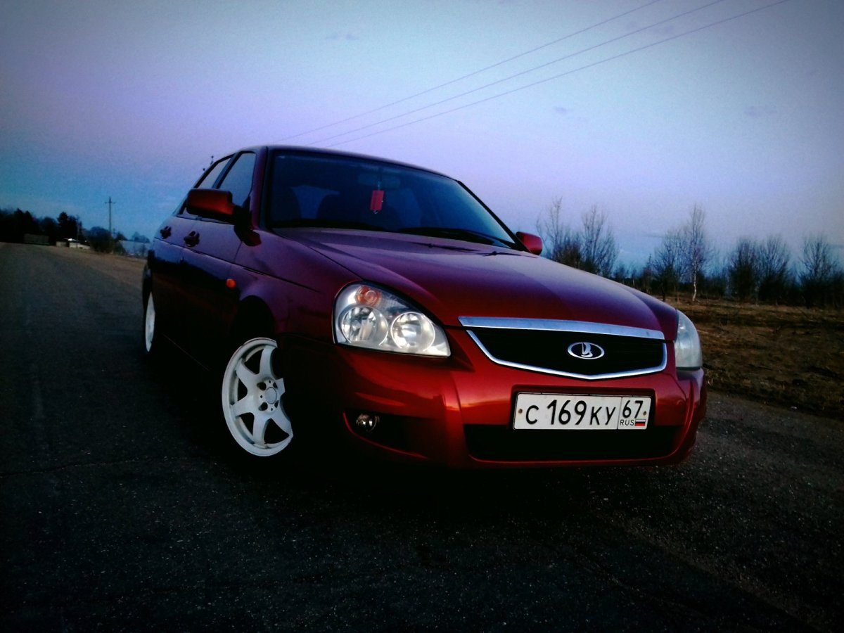 Приора хэтчбек 2014