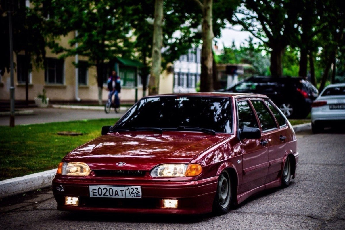 ВАЗ 2114 красная БПАН